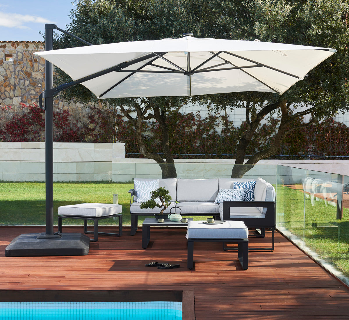 Naterial Sombrilla con Luz LED Solar 280x390 cm para Jardín con Brazo Lateral, Modelo Sonora II