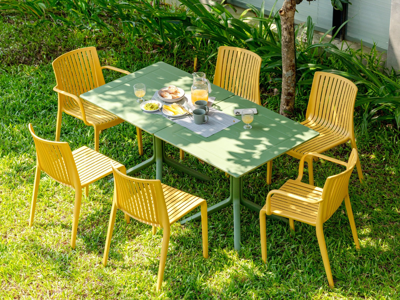 Lagoon Mesa de Comedor Cuadrada de Polipropileno con Protección UV, Resistente a Exteriores, Modelo Venice 7155