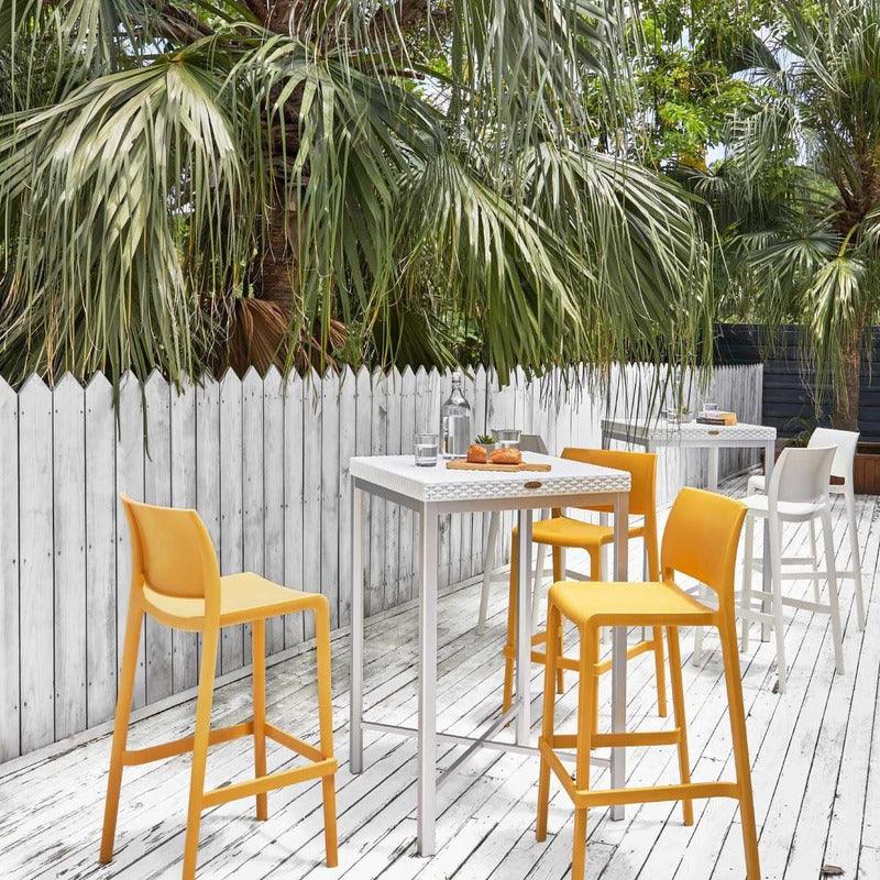 Lagoon, Russ 7022BT, Mesa de bar, Mesa de bar para exterior, Mesa de bar para interior, Muebles de rattan, Rattan sintético, Mobiliario de terraza, Diseño en rattan, Resistente a la intemperie, Muebles resistentes UV, Muebles de mimbre sintético.