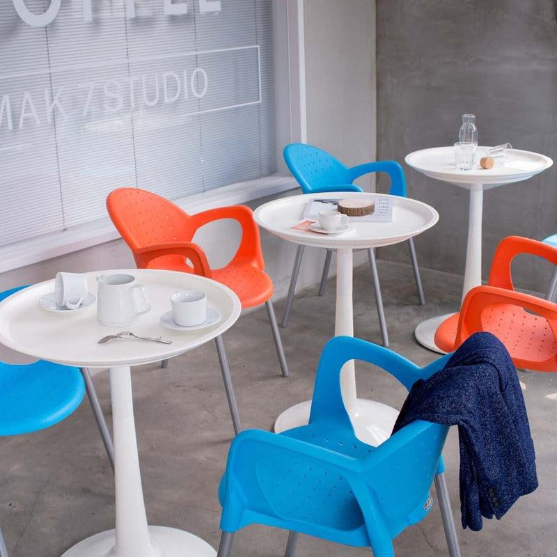 Lagoon, mesa auxiliar Sprout, mesa lateral para exterior, mesa lateral, Mesas para exterior, Mobiliario de terraza, Mesa auxiliar para exterior, Resistente a los rayos UV, Muebles resistentes a los rayos UV, Muebles de exterior