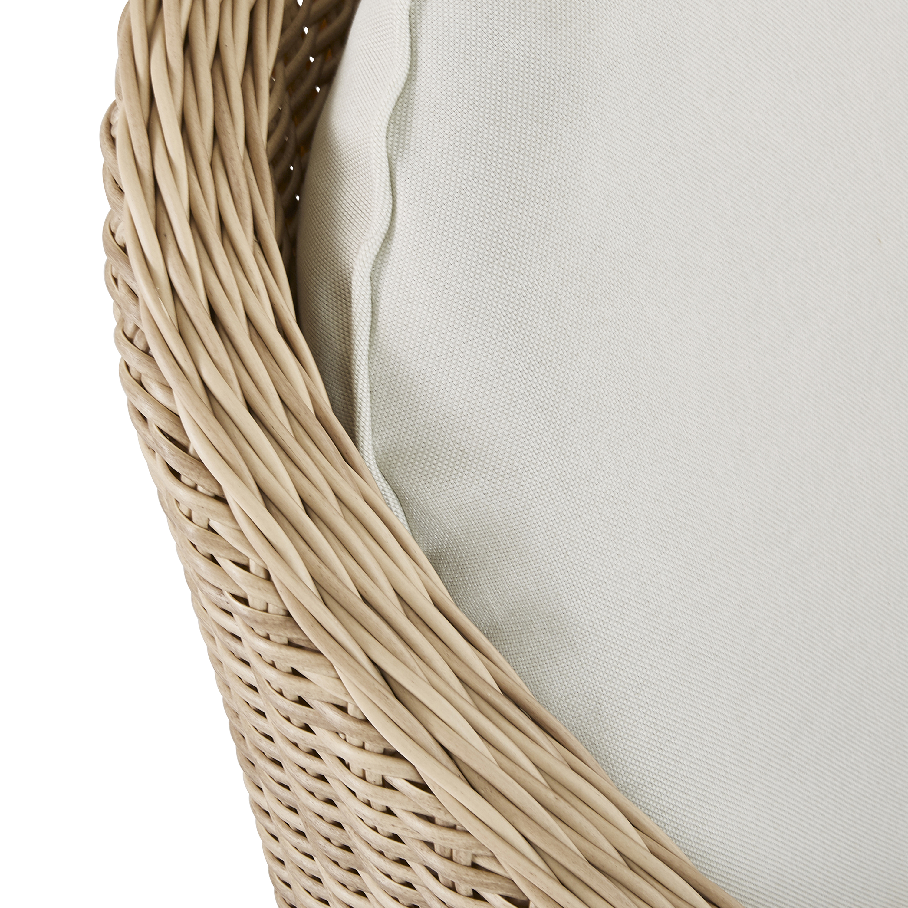 Naterial Sillón Tipo Ratán con Cojín y Descansabrazos Aptos para Exterior, Modelo Medena