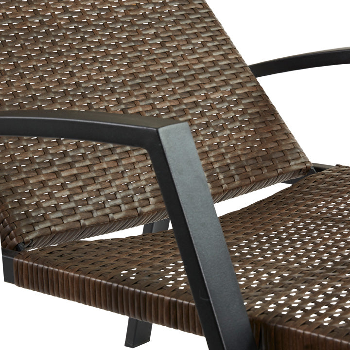 Naterial Camastro Reclinable Con Descansabrazos Tipo Ratán de Acero, Modelo Zena