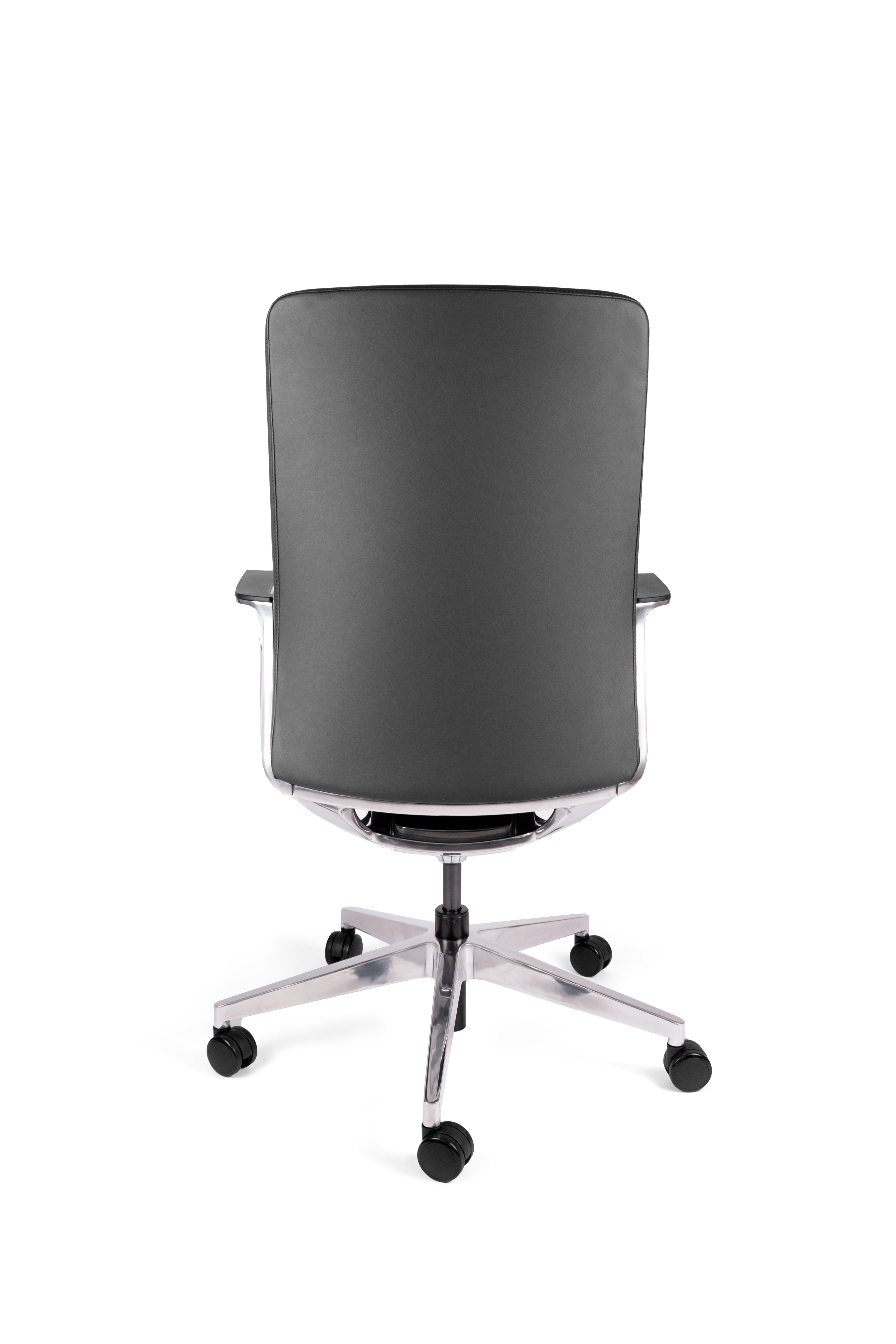 Offiho Black Silla de Oficina /Sillón Ejecutivo Tapizado en Piel Genuina Italiana, Ergonómico con Altura Ajustable, Modelo OHE75-VANTO