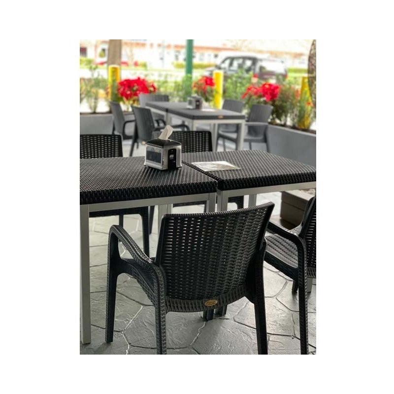 Lagoon, Russ 7022DT, Mesa de comedor, Mesa de comedor para exterior, Mesa de comedor para interior, Muebles de rattan, Rattan sintético, Mobiliario de terraza, Diseño en rattan, Resistente a la intemperie, Muebles resistentes UV, Muebles de mimbre sintético.